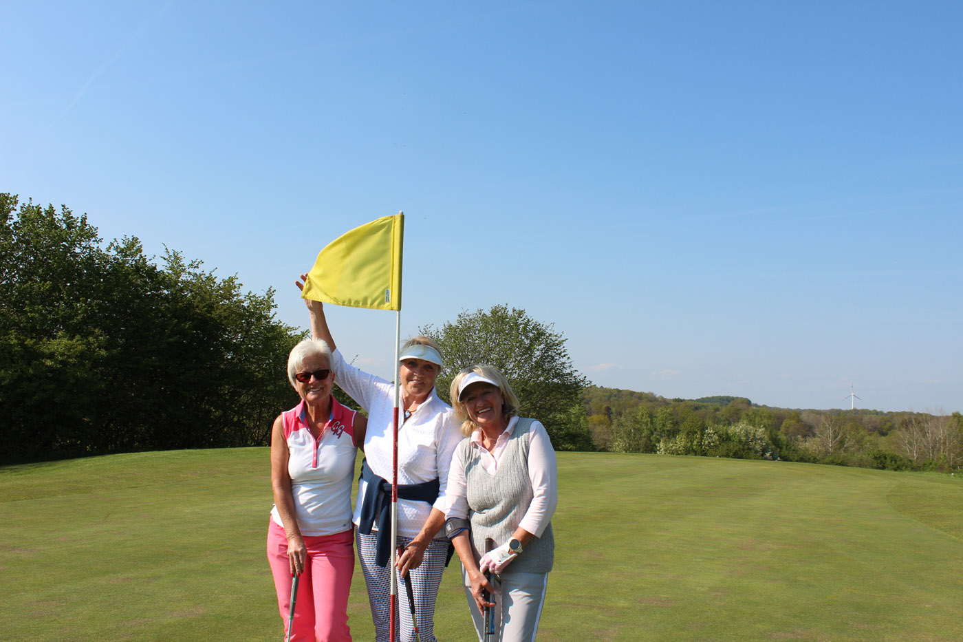 damengolf_03-05-22_7737